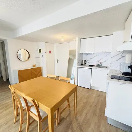 Apartment Le Cap D'agde, Le Baia,vue Mer, 20m De La Plage, Piscine Agde